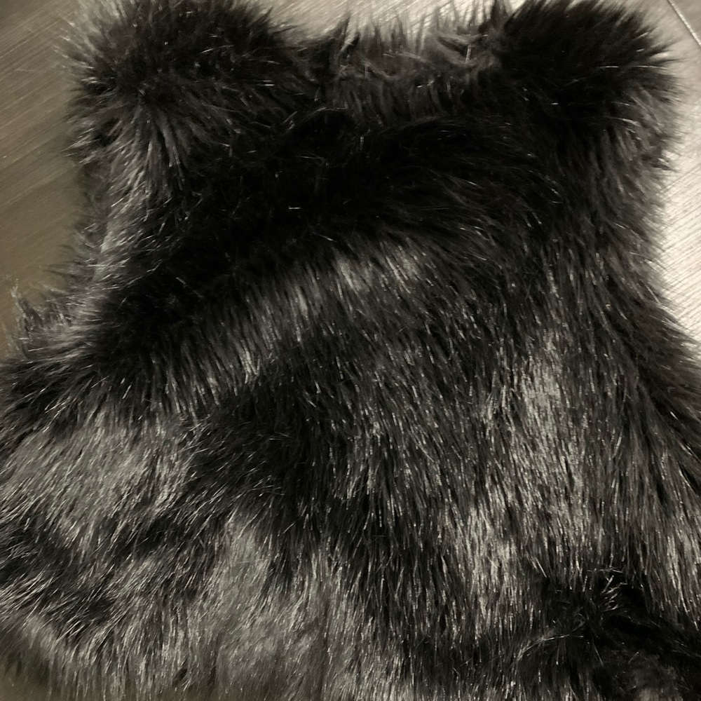 Polo Ralph Lauren girls faux fur vest sz 16